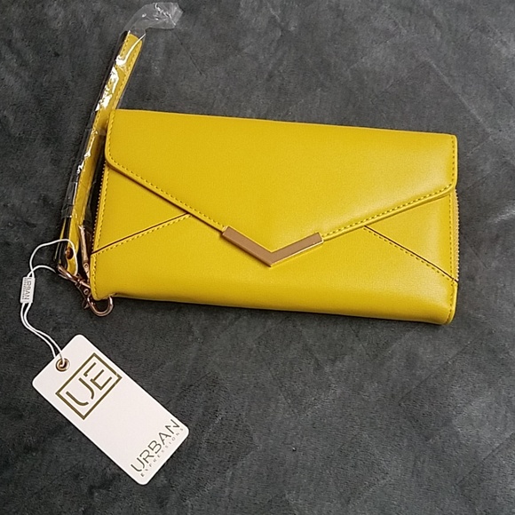 Urban Expressions Handbags - Urban Expressions wristlet